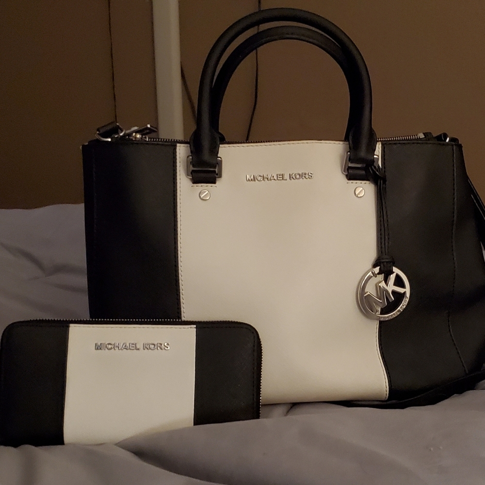 💥SOLD💥 Michael Kors Selma Bag & Waller - Picture 3 of 14